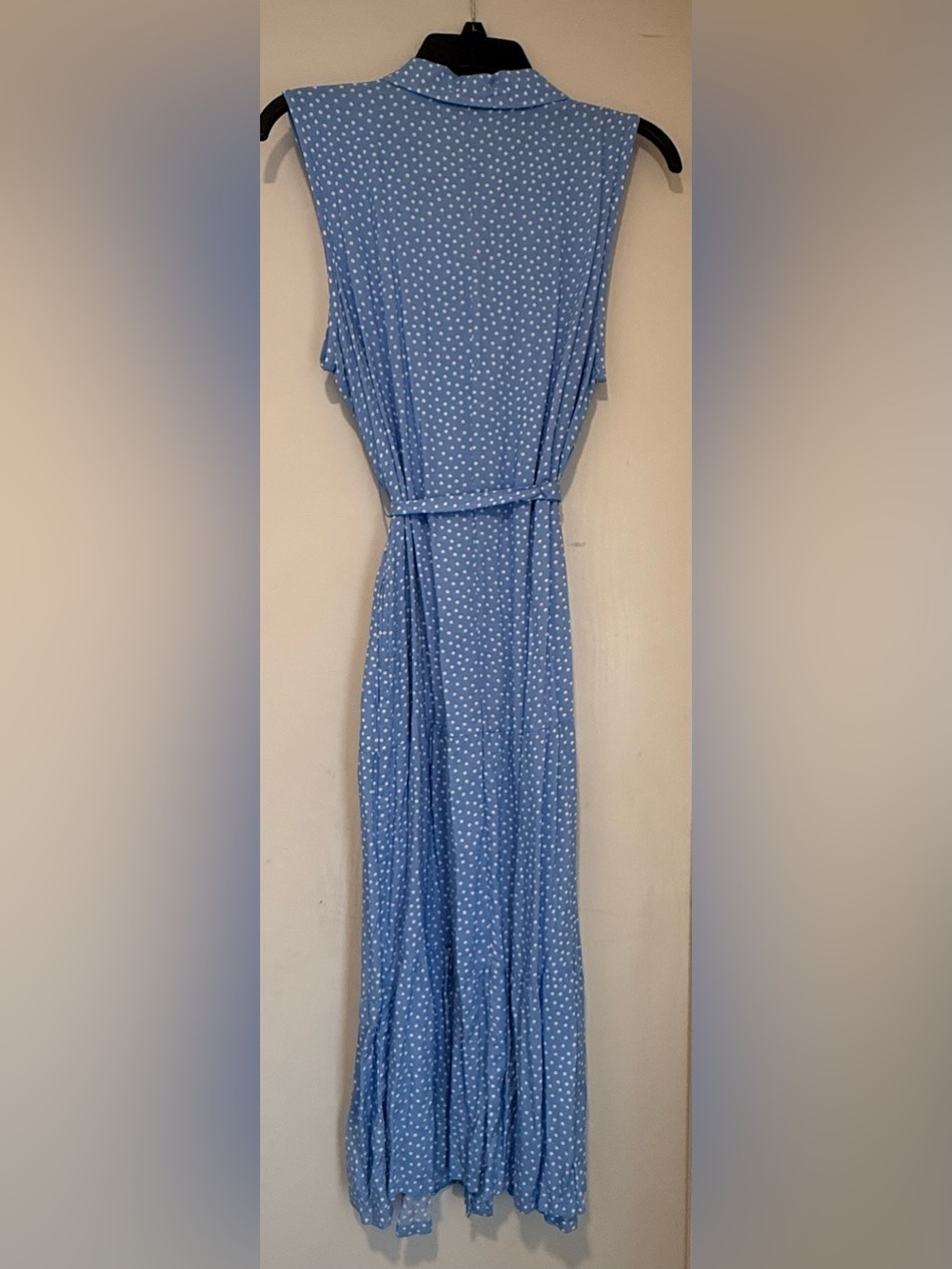 Croft&barrow beauty dress light blue and small white balls